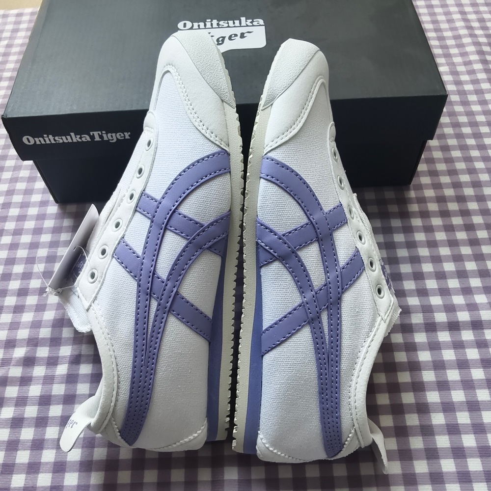 Onitsuka Tiger White Sneakers with Light Purple Stripes - Picture 6 of 11